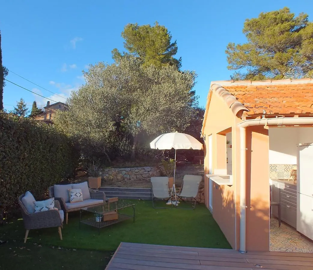 La Maisonnette De Vacances Avec Piscine Privee Pour 2 Pers Lorgues 0*,  France